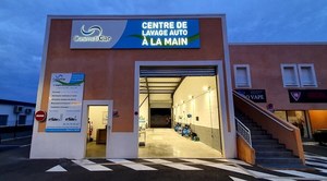CosmétiCar Centre fixe Istres Istres, , Camions